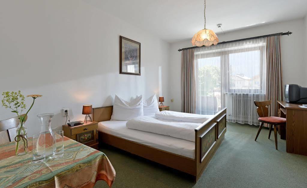 Hotel Restaurant Gradlwirt Niederndorf  외부 사진