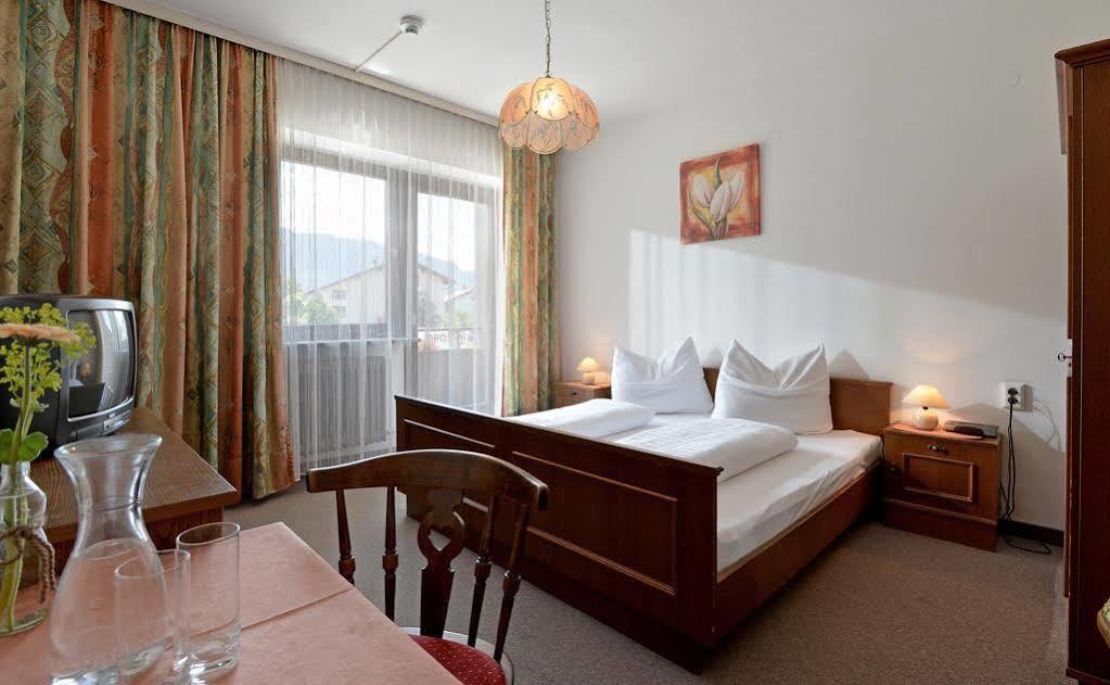 Hotel Restaurant Gradlwirt Niederndorf  외부 사진
