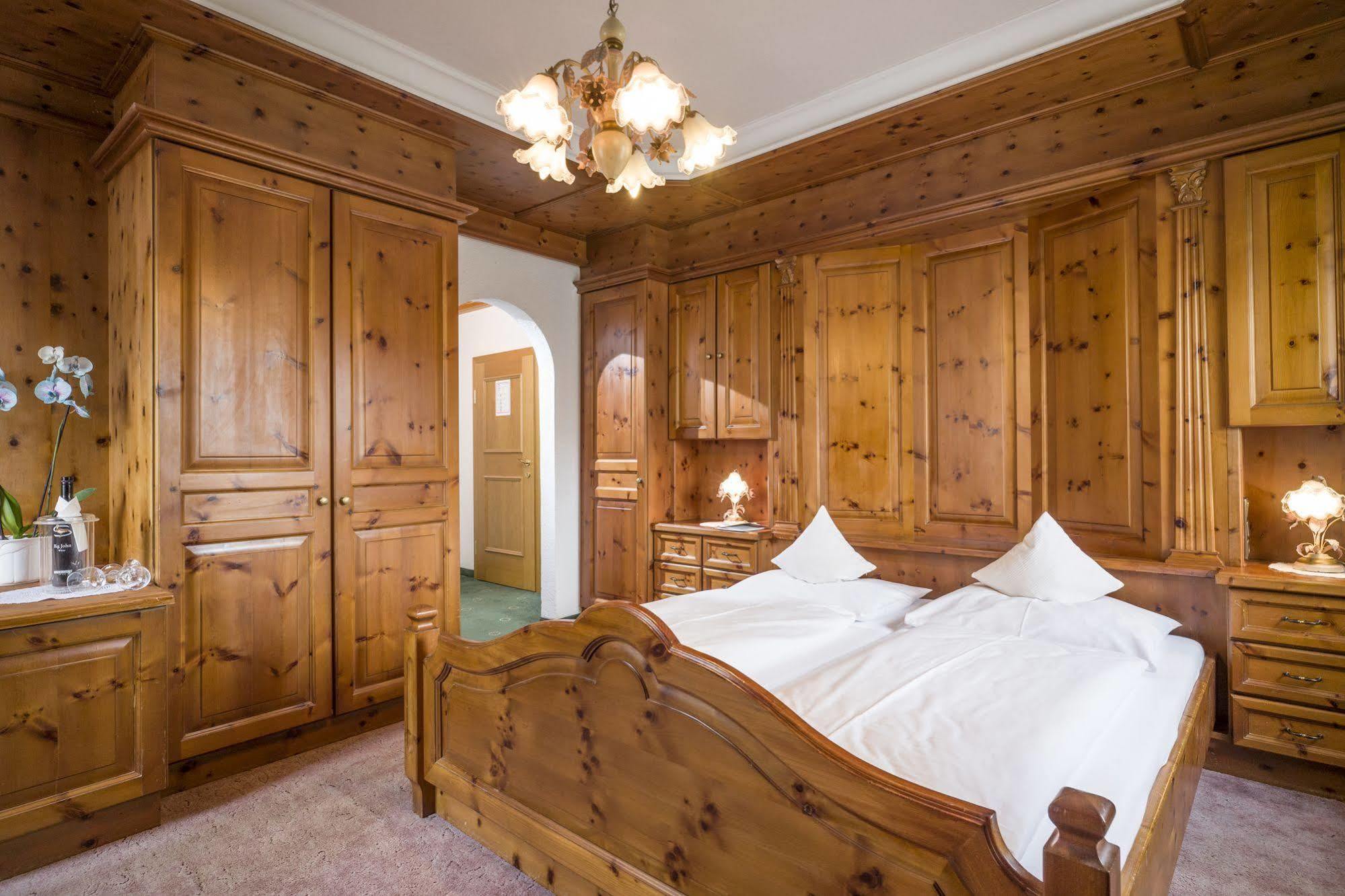Hotel Restaurant Gradlwirt Niederndorf  외부 사진